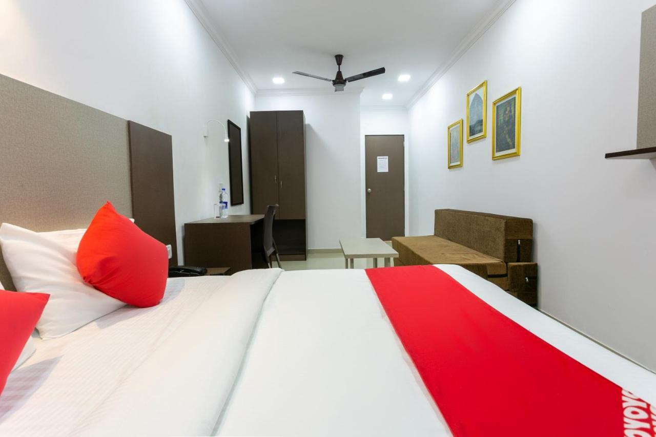 Collection O 74412 Ardaas Residency Hotel Mumbai Ngoại thất bức ảnh